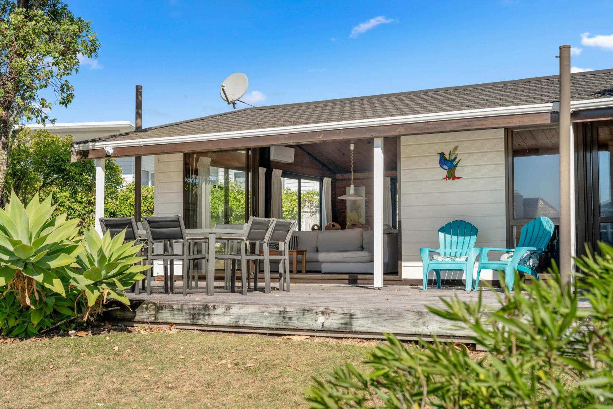 Pauanui Beach House Suntrap Экстерьер фото