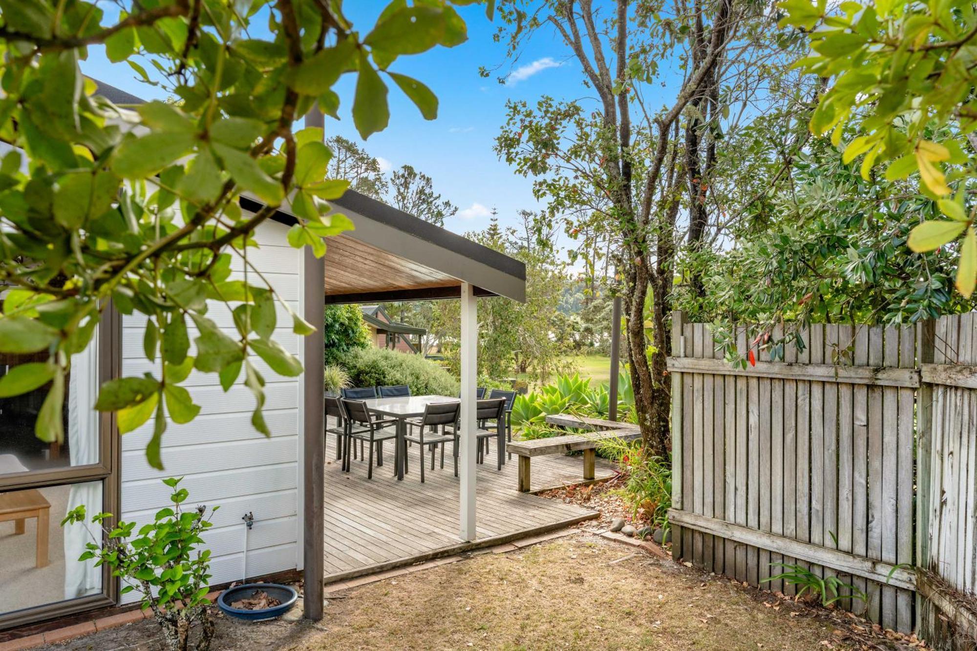 Pauanui Beach House Suntrap Экстерьер фото