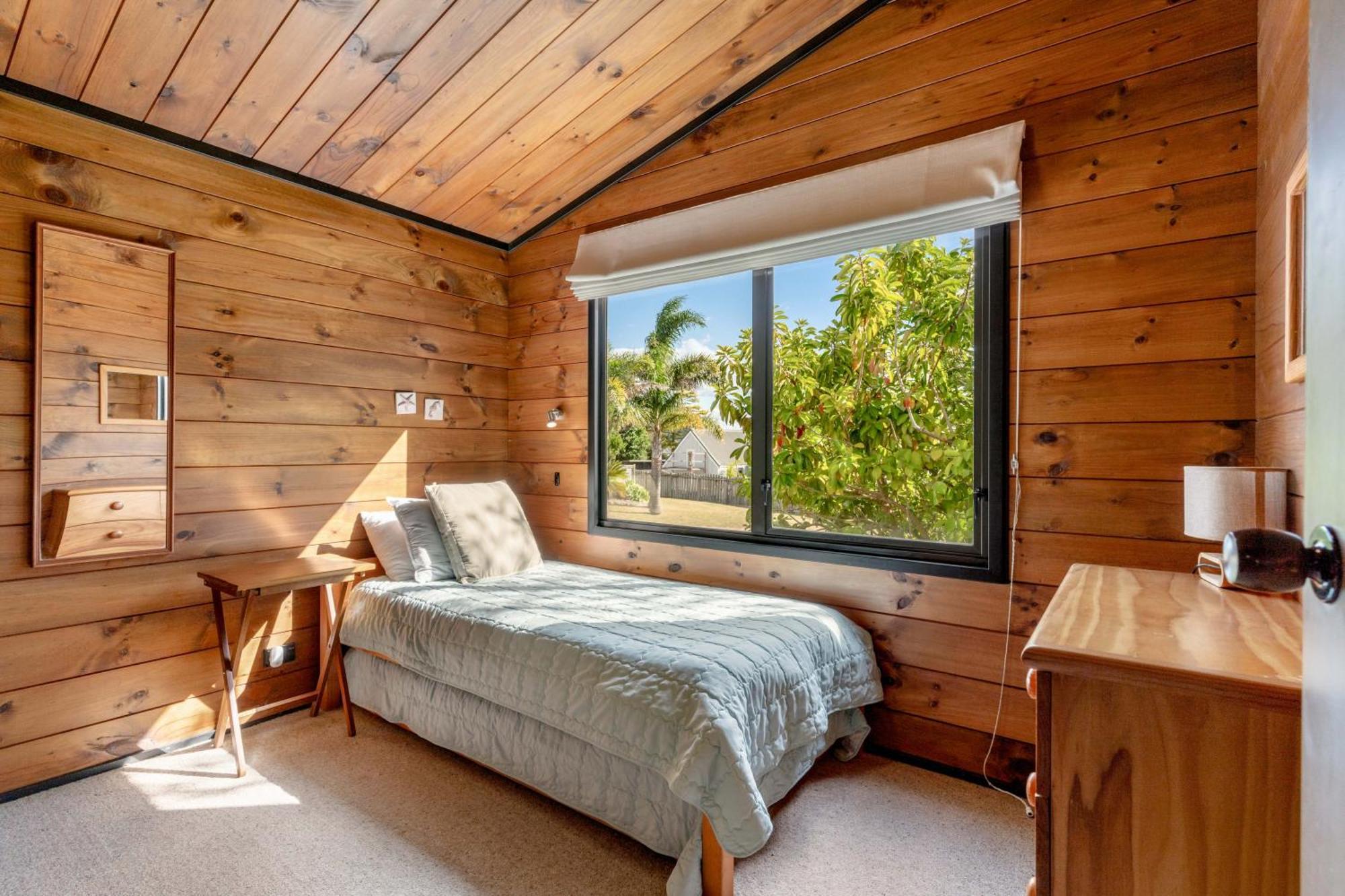 Pauanui Beach House Suntrap Экстерьер фото