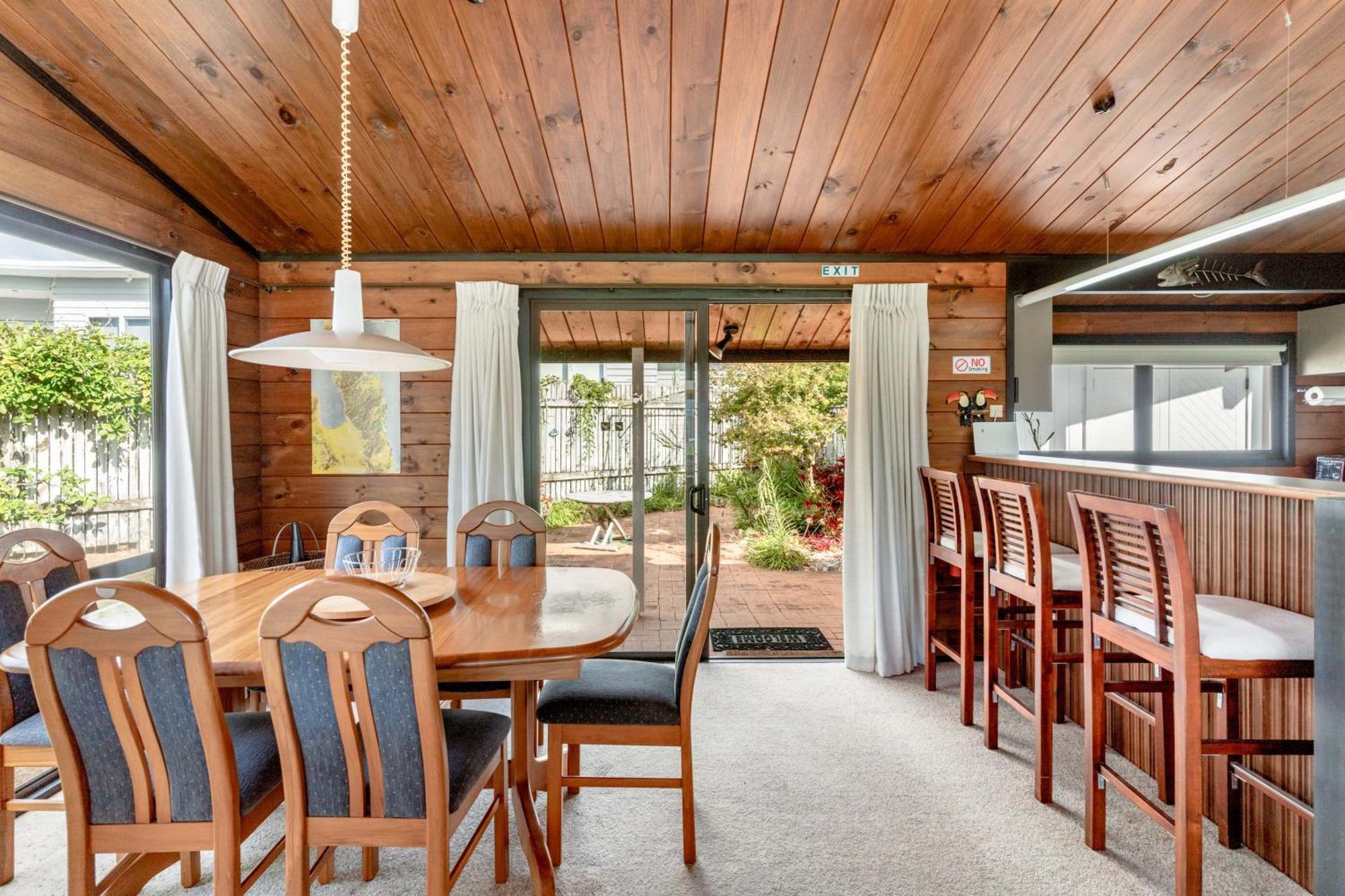 Pauanui Beach House Suntrap Экстерьер фото